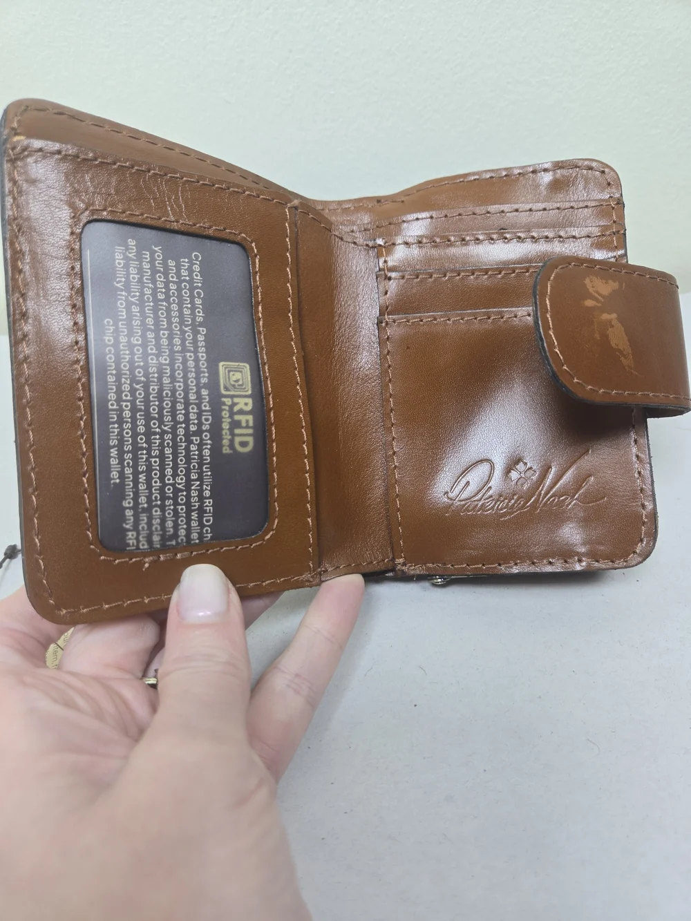 Patricia Nash Floral Leather Wallet in Brown $119 Msrp